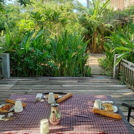 O'Hamok Family Homestay พระตะบอง ภายนอก รูปภาพ