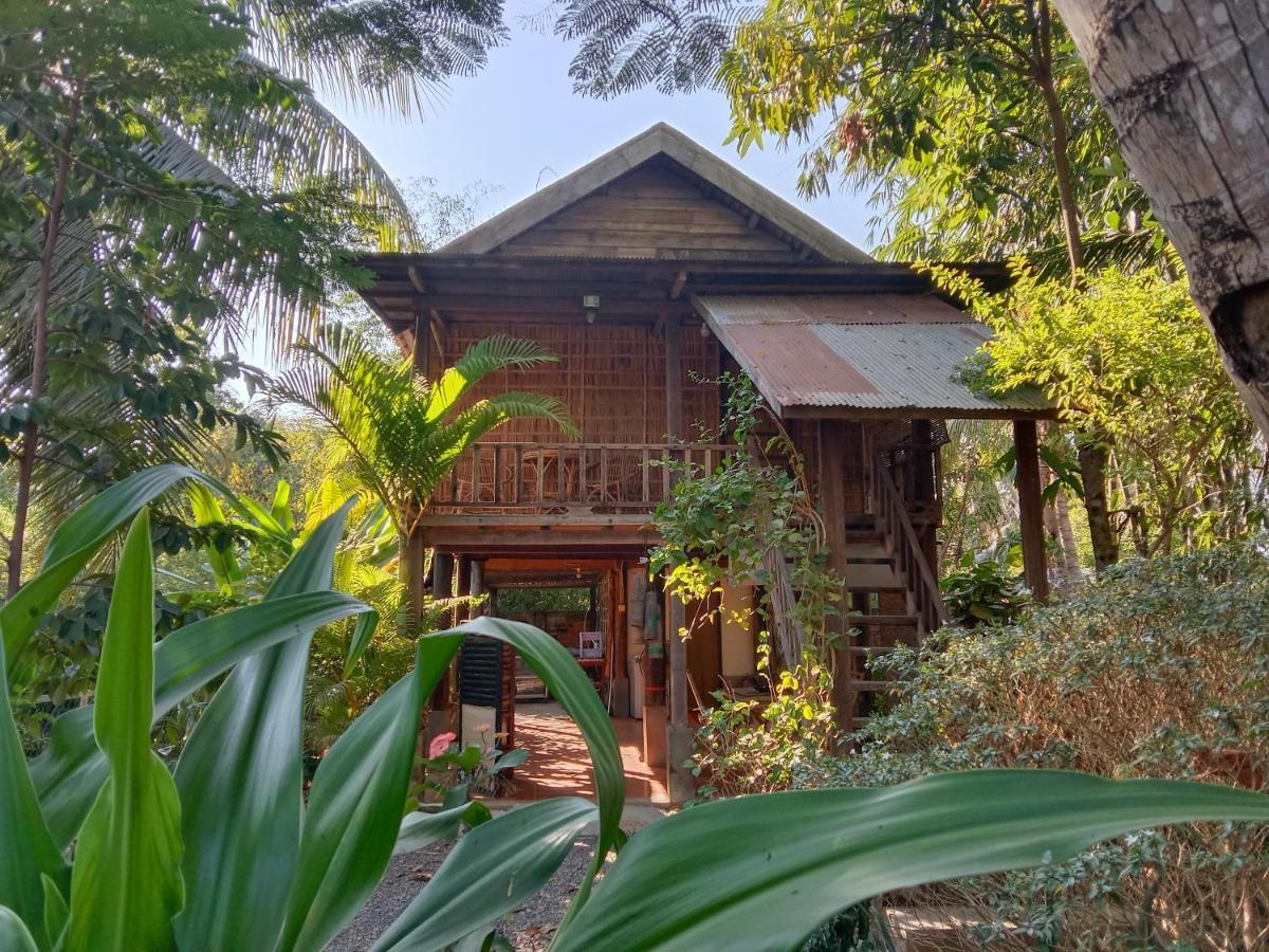 O'Hamok Family Homestay พระตะบอง ภายนอก รูปภาพ