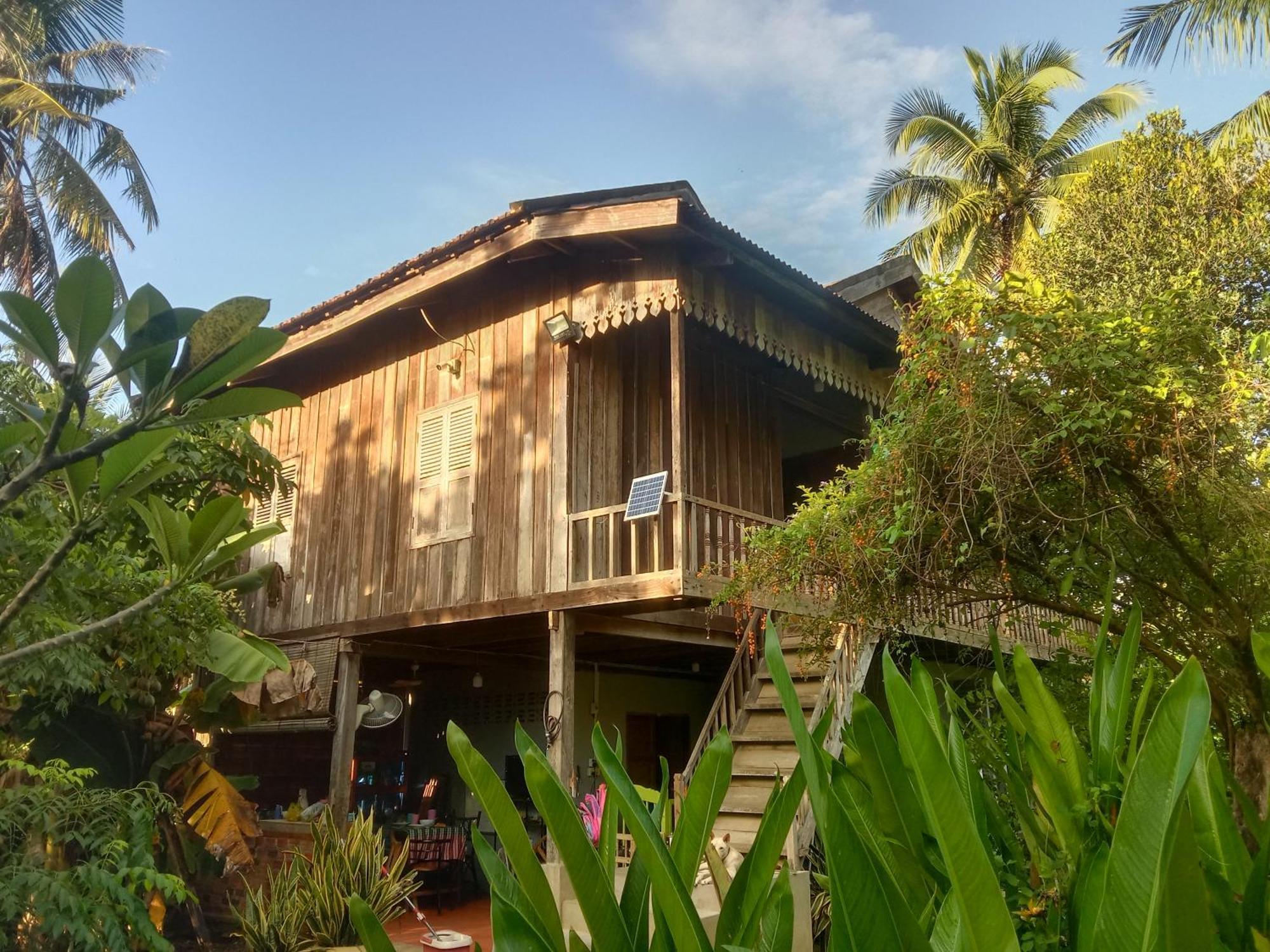 O'Hamok Family Homestay พระตะบอง ภายนอก รูปภาพ