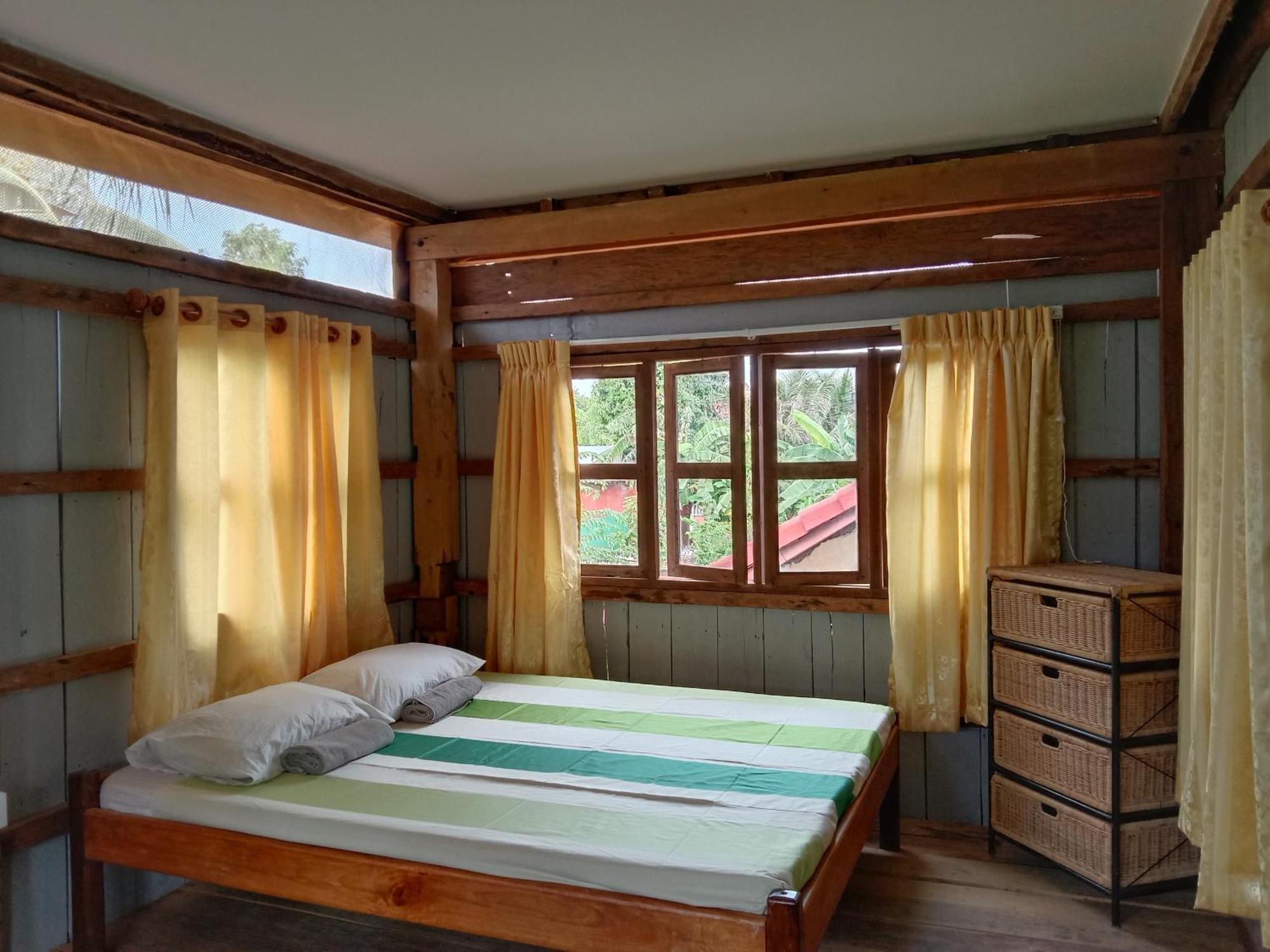 O'Hamok Family Homestay พระตะบอง ภายนอก รูปภาพ